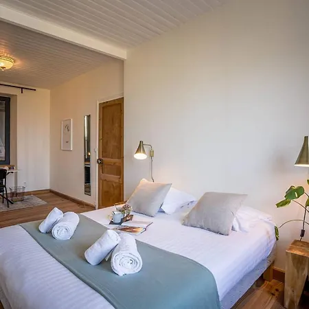 Hjem Petite, Port Blanc Facing The Sea *
