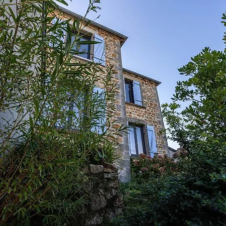 Hjem Petite, Port Blanc Facing The Sea Ferienhaus